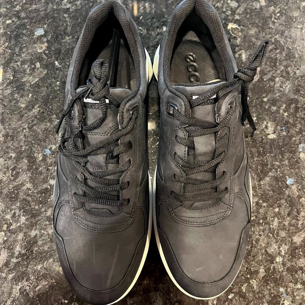 ECCO Men's CS16